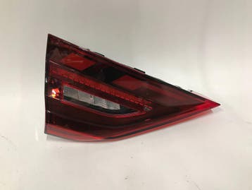 Audi A1 II 82A 18- achterlicht links binnen donker full LED, Verzenden, Gebruikt