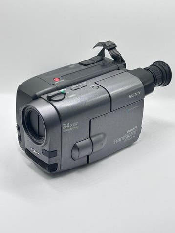 Sony Handycam CCD-TRV40E Video8 PAL Video8 camera