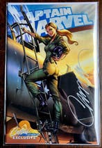 Captain Marvel #1 - Signed by J. Scott Campbell - Emerald, Boeken, Strips | Comics, Nieuw