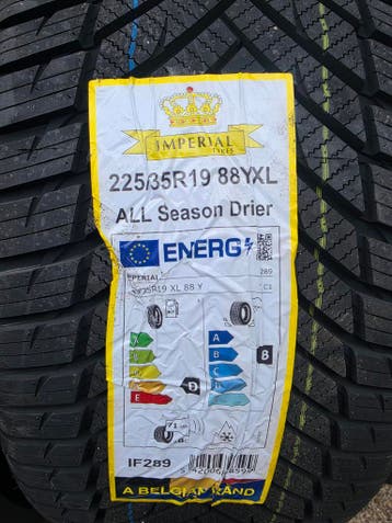 225/35r19 88Y XL All Seasons nieuw, Nieuw, All Season, Band(en), 225 mm