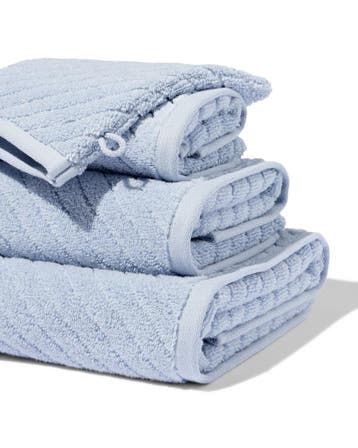 HEMA Handdoek - zware kwaliteit diagonaal ijsblauw, Huis en Inrichting, Badkamer | Badtextiel en Accessoires, Verzenden, Nieuw