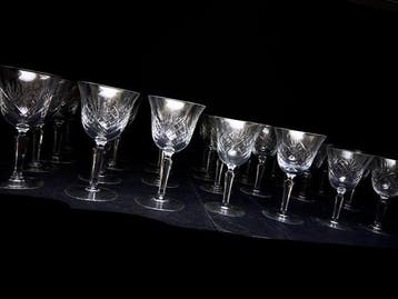 Ancienne suite taillée a la main - Wijnglas - Kristal