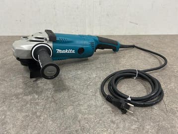 Veiling - Makita haakse slijper 2200W GA7020RFK1, Doe-het-zelf en Verbouw, Gereedschap | Slijpmachines, Nieuw