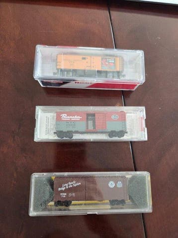 Revell, Kato, InterMountain N - Modeltrein goederenwagon (3), Nieuw