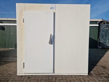 Koelcel / Vriescel combinatie 240 x 330 x 240 cm, Nieuw in verpakking, Koelen en Vriezen