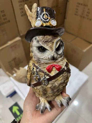 Punk-style owl figurine - Beeld, Dr. Owl - 23 cm - Hars