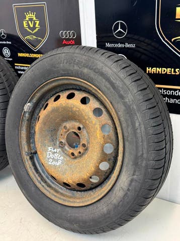 2 stuks 185/65R15 Opel Combo stalen velgen met zomerbanden, 15 inch, Banden en Velgen, 185 mm, Zomerbanden