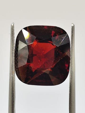 1 pcs Rood Spinel - 10.01 ct - Lotus Gemology - Red Rich, Nieuw
