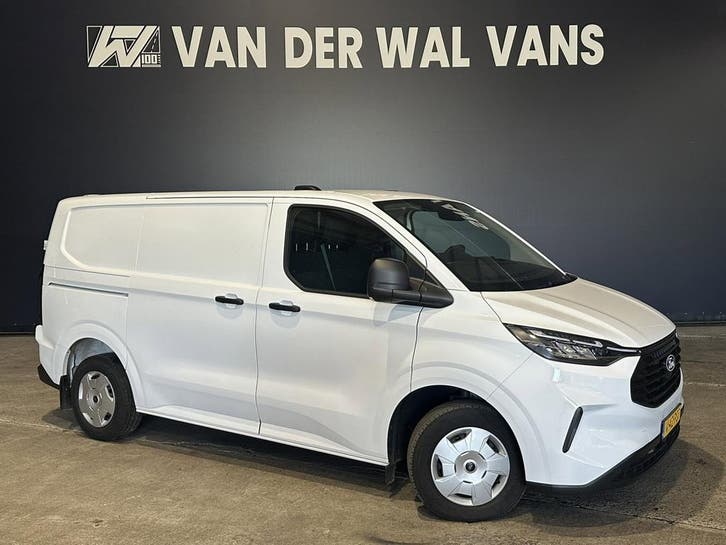 Ford Transit Custom 2.0 TDCI 111pk L1H1 Fabrieksgarantie Eur, Auto's, Bestelauto's, Dealer onderhouden, Lease, Zwart, Handgeschakeld
