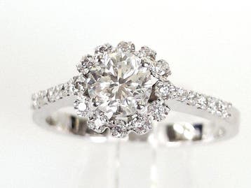 Verlovingsring - 18 karaat Witgoud - 0.82ct. tw. Diamant