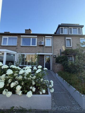 Te huur: Huis Dorsersstraat in Nieuw-Vennep, Nieuw-Vennep, Noord-Holland