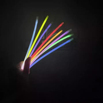 Kruzzel 100 Stuks Glow Sticks Set - Perfect voor Feesten..., Ophalen of Verzenden, Nieuw