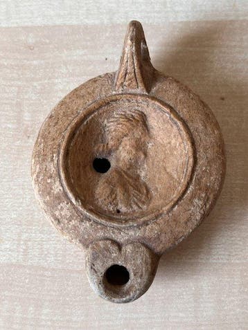 Oud-Romeins, Keizerrijk Terracotta Romeinse olielamp (Zonder