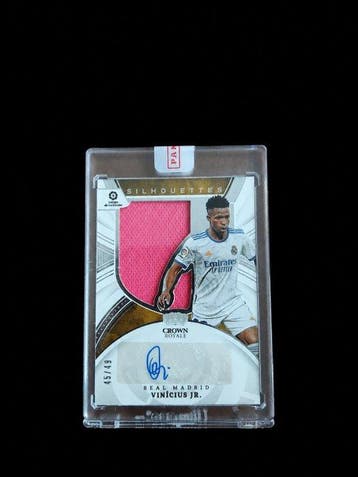 2021/22 Panini Chronicles Crown Royale Liga Vini Jr., Nieuw