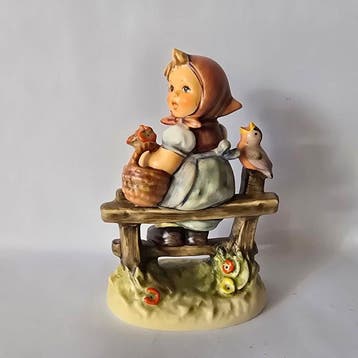 Goebel - Beeldje - Hummel #426 3/0 - Pay Attention - TMK7 -