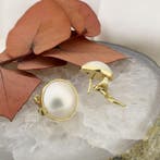 Gouden parel oorclips (Oorbellen), Gebruikt, Overige kleuren, Ophalen of Verzenden, Met edelsteen