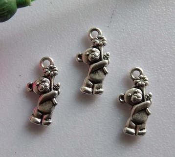 4 x metalen antiek zilveren beertje 19 x 9,5mm (Nikkelvrij), Ophalen of Verzenden, Nieuw, Bedel