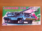 M.I - Model militair voertuig - Armored Car with ACK ACK Two