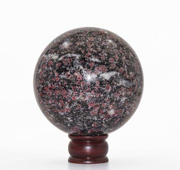 Uitzonderlijke grote spinel in matrix-sfeer van 140 mm –