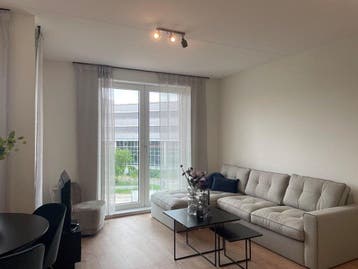 Te huur: Appartement Mies van der Rohestraat in Hoofddorp, Huizen en Kamers, Hoofddorp, Noord-Holland, Appartement