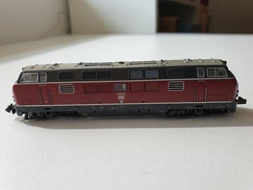 Minitrix N - Diesellocomotief (1) - V200 150 - DB, Hobby en Vrije tijd, Modeltreinen | N-Spoor, Nieuw