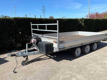 Veiling: Plateauwagen Hapert, Overige kleuren, Overige brandstoffen, Aanhangers en Opleggers, BTW verrekenbaar