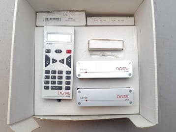 Lenz H0 - 60000 - Digitale besturingseenheid (1) - Complete, Hobby en Vrije tijd, Modeltreinen | H0, Nieuw