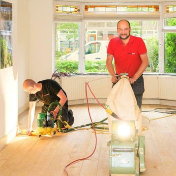 Actie! Uw houten vloer stofvrij schuren nu €16,95 per m2!, Garantie, Laminaat of Parket