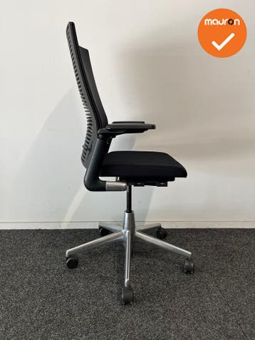 Ahrend 2020 - refurbished - hoge rug - nieuwe stoffering - n, Werkplek, Ophalen of Verzenden, Gebruikt, Stoel