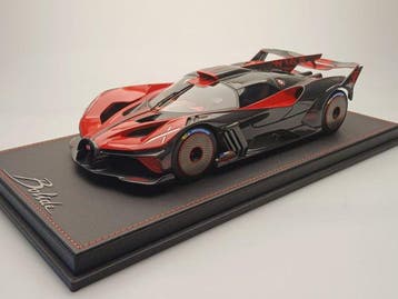MCM 1:18 - Modelauto - Bugatti Bolide - Rood/Carbon -, Nieuw