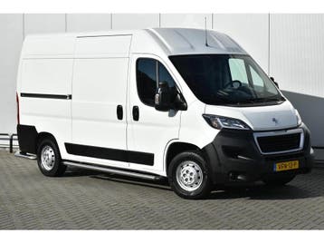Zakelijke lease - Peugeot Boxer Bestel 330 2.2 BlueHDi 165, Stof, Gebruikt, Wit, Handgeschakeld
