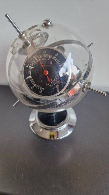 B. G. M. - Barograaf - Verzilverd metaal - Weerstation