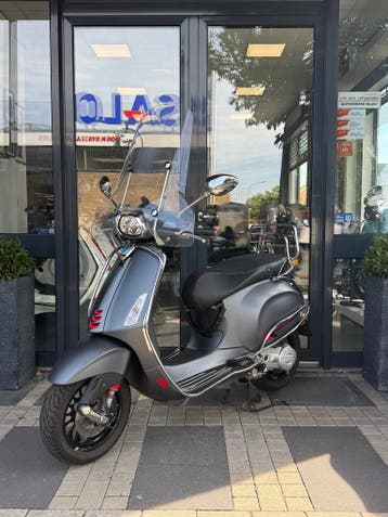 Vespa Sprint IGET E4 25km/h | Led | 1e eig., Gebruikt, Overige modellen, Ophalen of Verzenden, Benzine