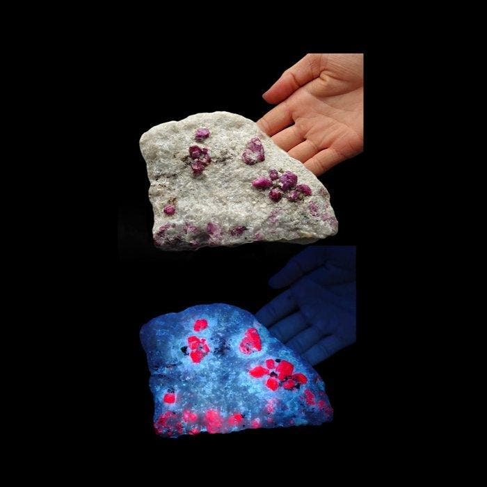 ESTETICI ROBIJNEN FUCHSIA, UV ROOD INTENS Kristallen op, Verzamelen, Mineralen en Fossielen