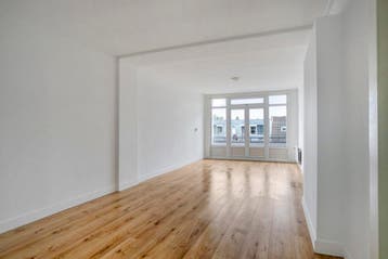 Te huur: Appartement Dordtselaan in Rotterdam, Huizen en Kamers, Huizen te huur, Appartement, Rotterdam, Zuid-Holland
