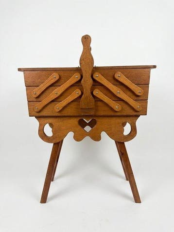 Naaidoos - Teak
