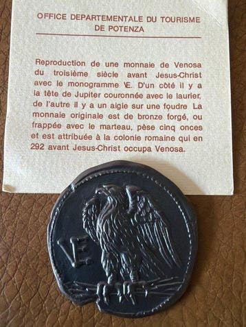 Wereld. Medal Venosa aus dem 3. Jahrhundert vor Christus mit, Postzegels en Munten