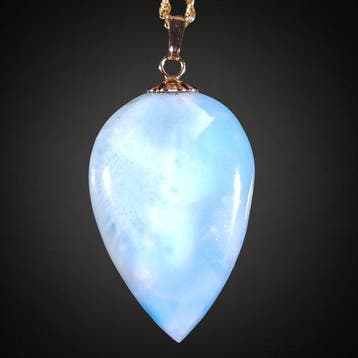 Geen reserve – 32 ct levendig oceaanblauw larimar in