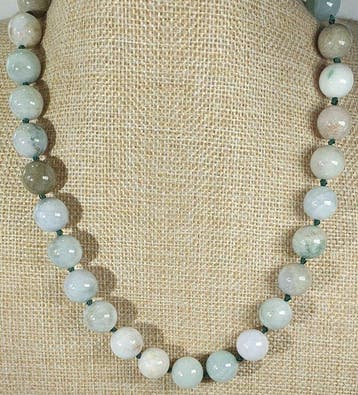 Jade nefriet uit Birma - GROOT (12 mm) - NATUURLIJK - TREKT