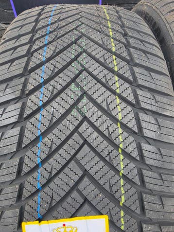 225/35r19 88Y XL All Seasons nieuw, Nieuw, All Season, Band(en), 225 mm