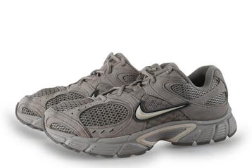 Nike Sneakers in maat 43 Grijs, Overige kleuren, Verzenden, Nike, Sneakers of Gympen