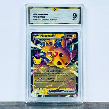 Pokémon Graded card - Pikachu ex 054- 30th Anniversary –, Hobby en Vrije tijd, Nieuw
