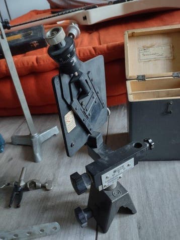 Microscoop - Precision Optical Micrometer Stage & Vernier
