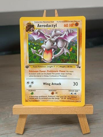 Pokémon - 1 Card - Aerodactyl first edition Prerelease First, Hobby en Vrije tijd, Nieuw