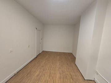 Te huur: Studio Toussaintkade in Den Haag, Den Haag, Zuid-Holland