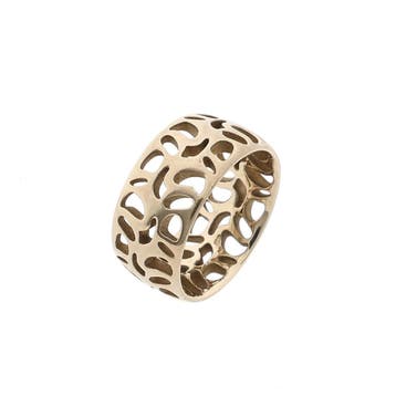 Vintage brede gouden ring met een open patroon, Gebruikt, Ophalen of Verzenden, 17 tot 18, Dame