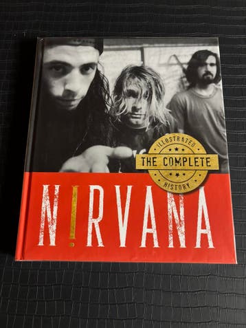 Boek Nirvana - The complete illustrated history, Ophalen of Verzenden, Nieuw, Artiest