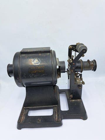 Ernemann Kinoptikon Projector