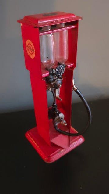 Doll et Cie - Blikken speelgoed - Rare Gas Station Esso