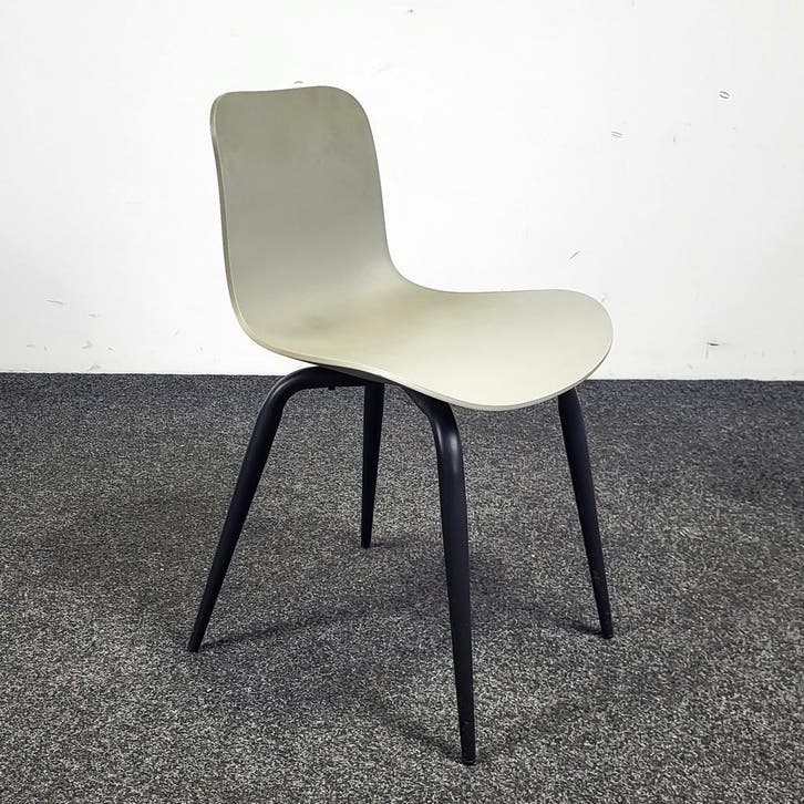 Norr11 Langue Stoel | Grijs, Huis en Inrichting, Stoelen, Grijs, Gebruikt, Ophalen of Verzenden